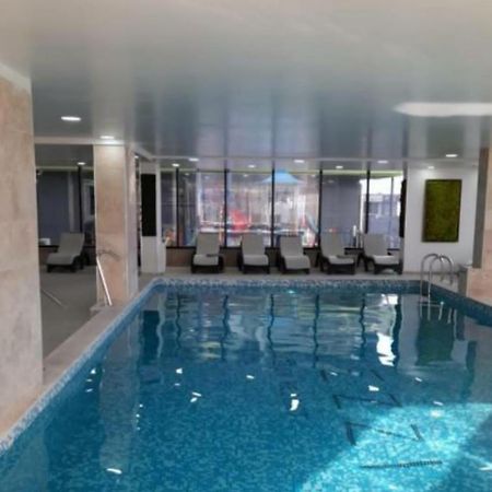 Alezzi Luxury Apartment Spa Resort Piscina Incalzita Sauna Parking Năvodari Kültér fotó