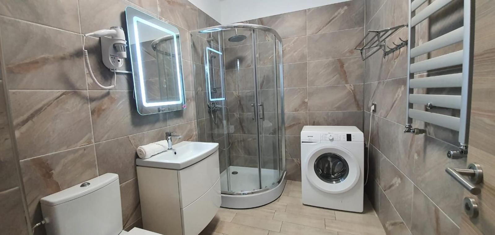 Alezzi Luxury Apartment Spa Resort Piscina Incalzita Sauna Parking Năvodari Kültér fotó